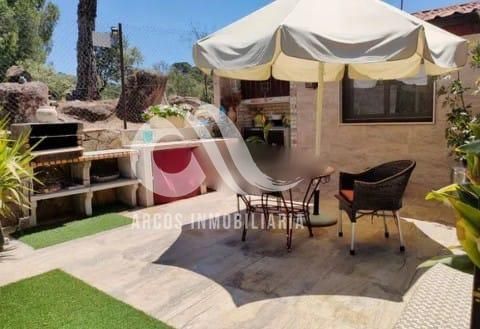 Terrassa de Casa o xalet en venda en  Córdoba Capital