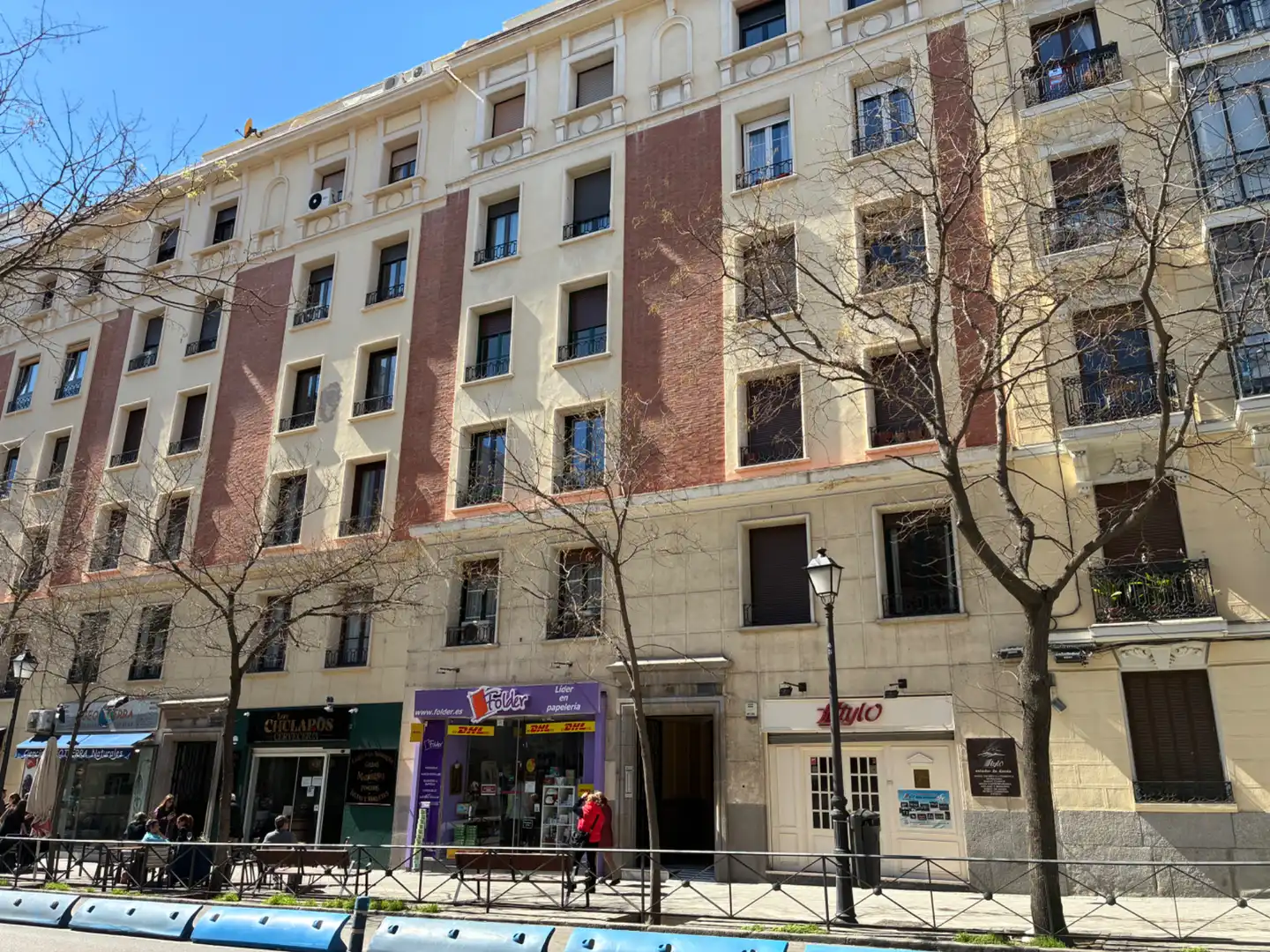 Vista exterior de Piso de alquiler en  Madrid Capital con Aire acondicionado, Calefacción y Parquet