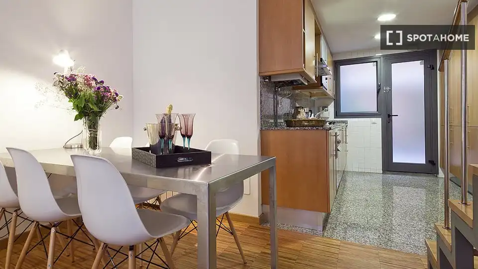 Cocina de Piso de alquiler en Barcelona con Aire acondicionado, Calefacción y Amueblado