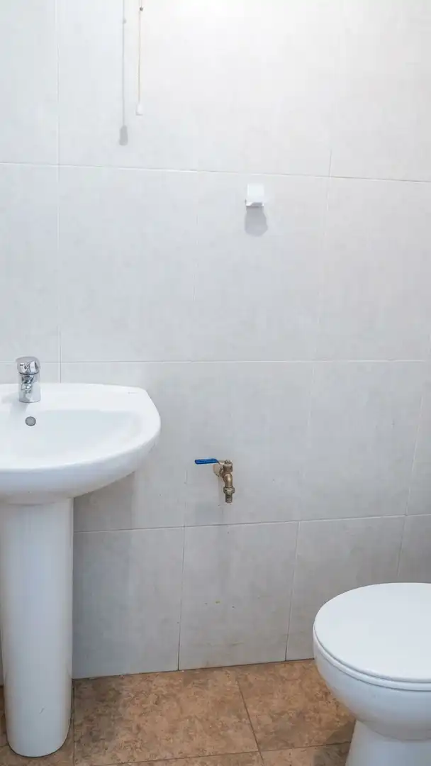 Badezimmer von Geschaftsraum zur Miete in L'Espirall