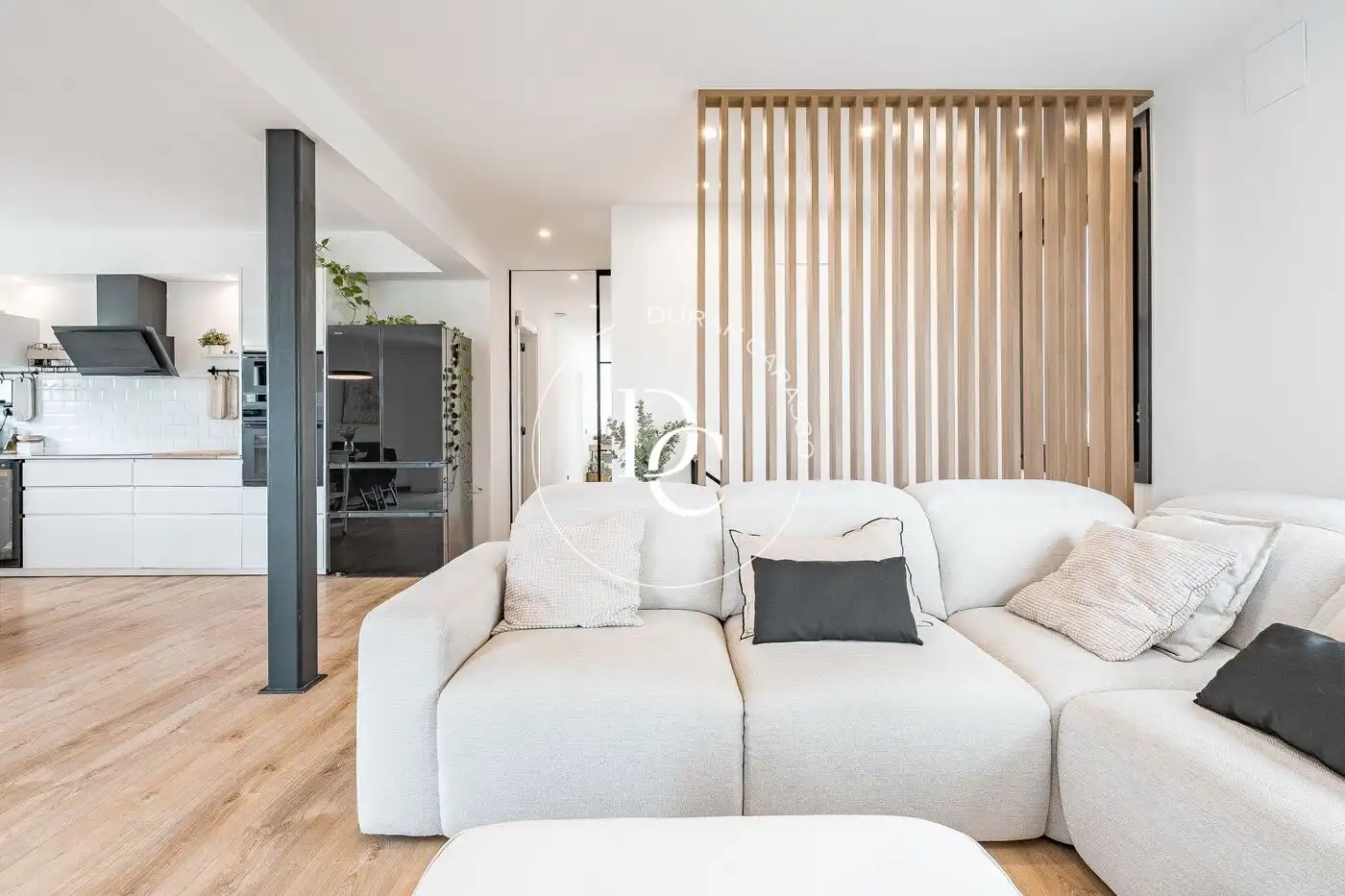 Sala d'estar de Casa o xalet en venda en Sant Pere de Ribes amb Aire condicionat, Calefacció i Jardí privat
