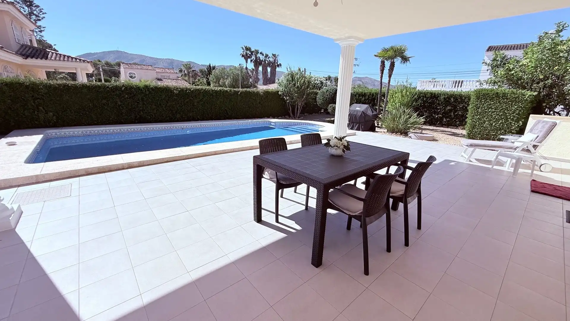 Casa o xalet en venda a Pueblo - Urbanizaciones