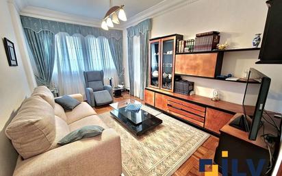 Living room of Flat for sale in Santurtzi   with Heating and Terrace