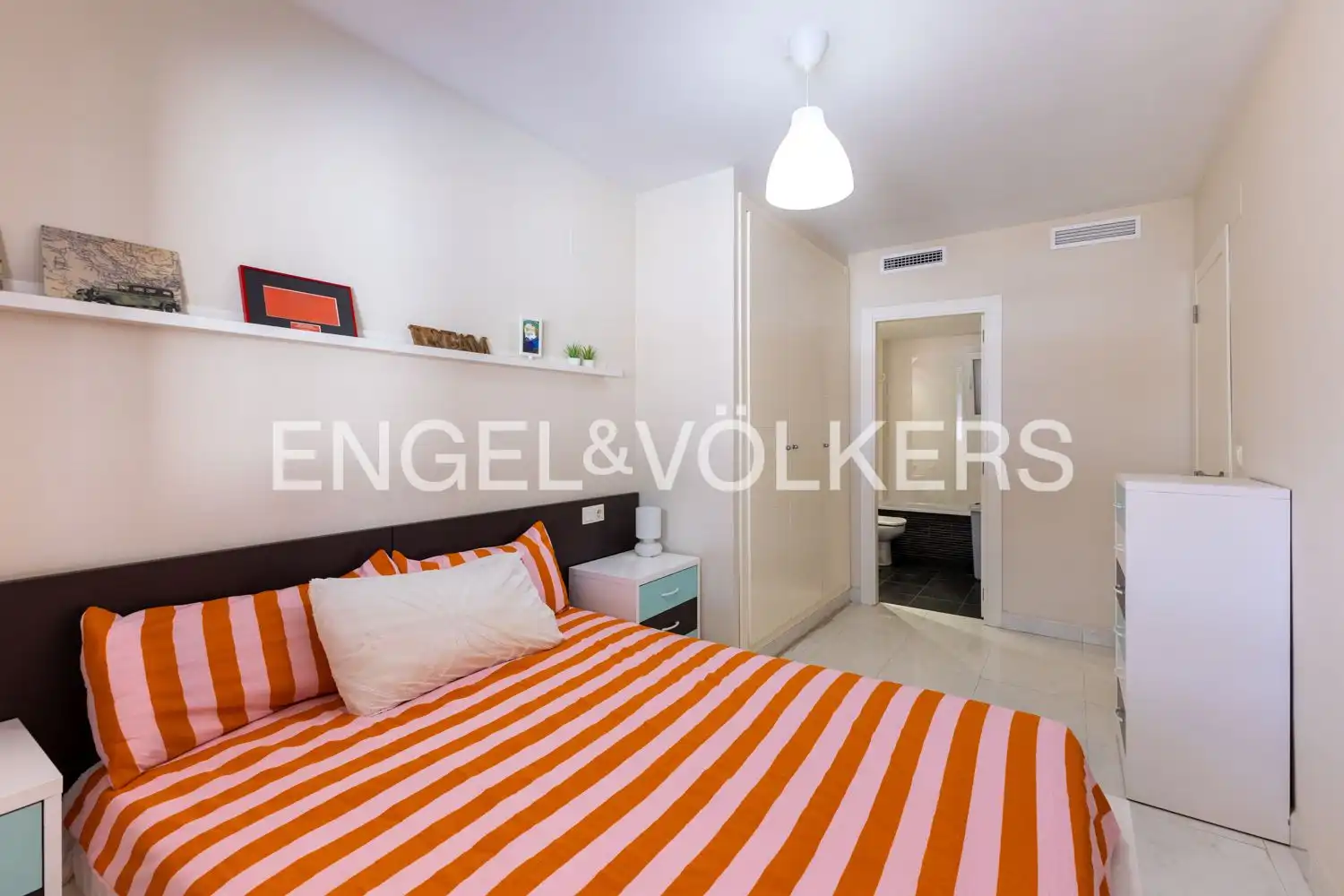 Wohnung zur Miete in Carrer José Segrelles, Canet d'En Berenguer