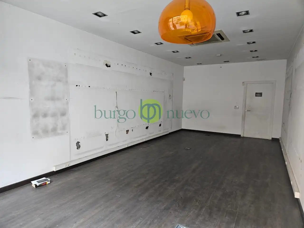 Local comercial en venda a Calle Alcalde Miguel Castaño 11 24005 Leon