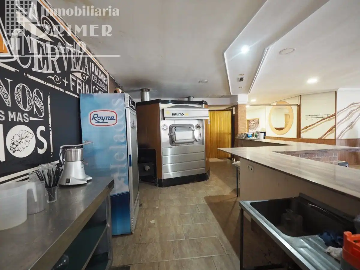 Edificio en venta en La Solana  