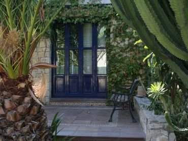 Villa mit Pool zum Verkauf in Garbinet - Vistahermosa