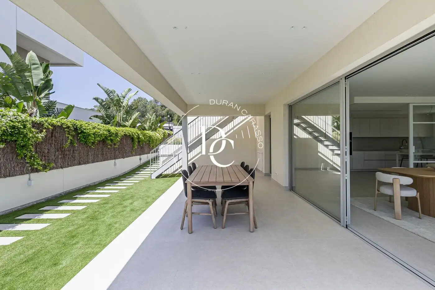 Casa con piscina en venta en Carrer Margarida Xirgu, imagen 14