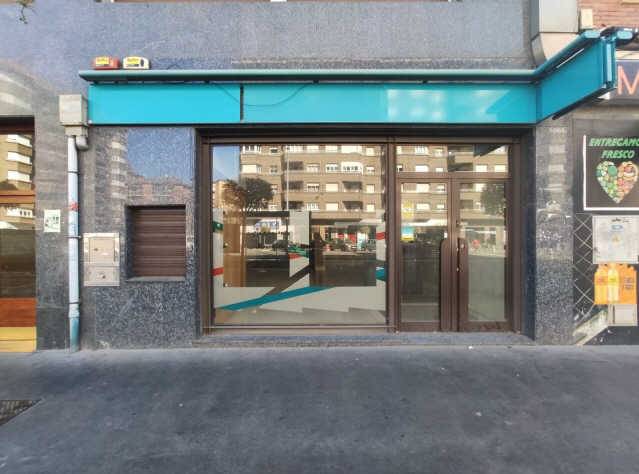 Local comercial en Alquiler en El Anglo