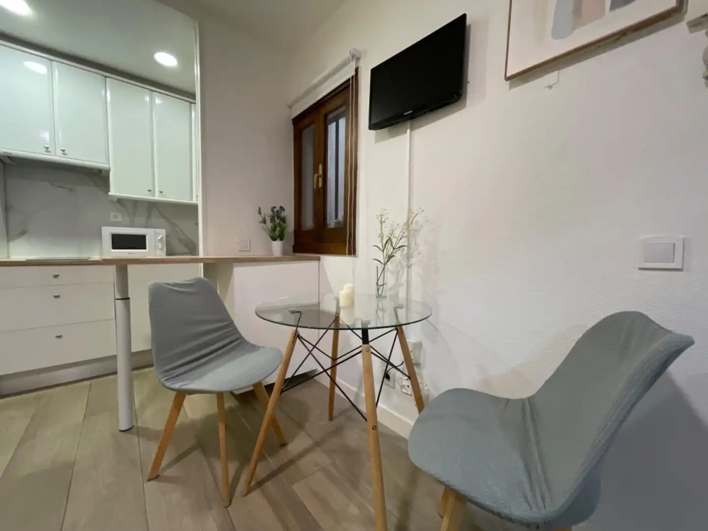 Comedor de Estudio en venta en Madrid con Calefacción y Amueblado