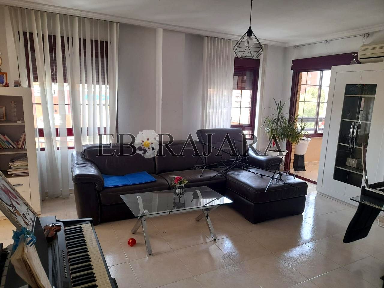 Flat for sale in Rotonda Justiniano López Brea, El Pilar - La Estación