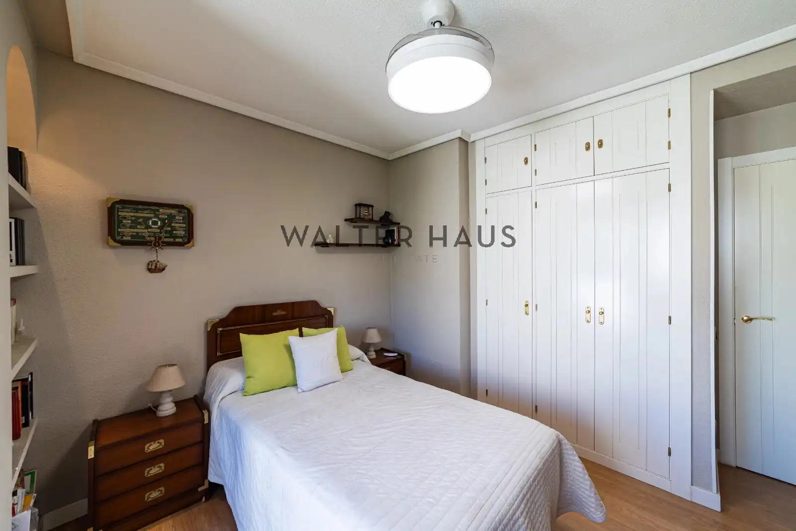 Flat with lift for sale in Travesía Santa María Magdalena, imagen 23
