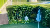 Jardí de Casa o xalet en venda en Castellar del Vallès amb Calefacció, Terrassa i Piscina comunitària