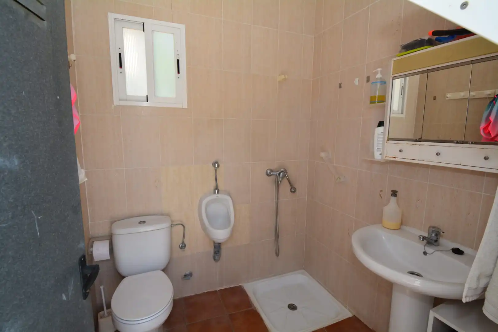 Bathroom of Country homes for sale in Lucena  with Air Conditioner, Private garden and Swimming Pool