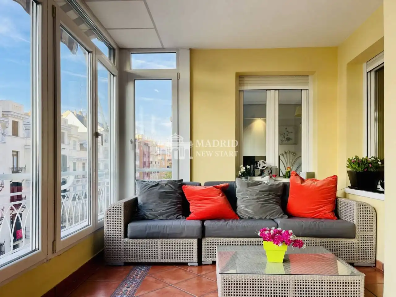 Schlafzimmer von Wohnung zur Miete in Madrid mit Klimaanlage, Heizung und Parkett