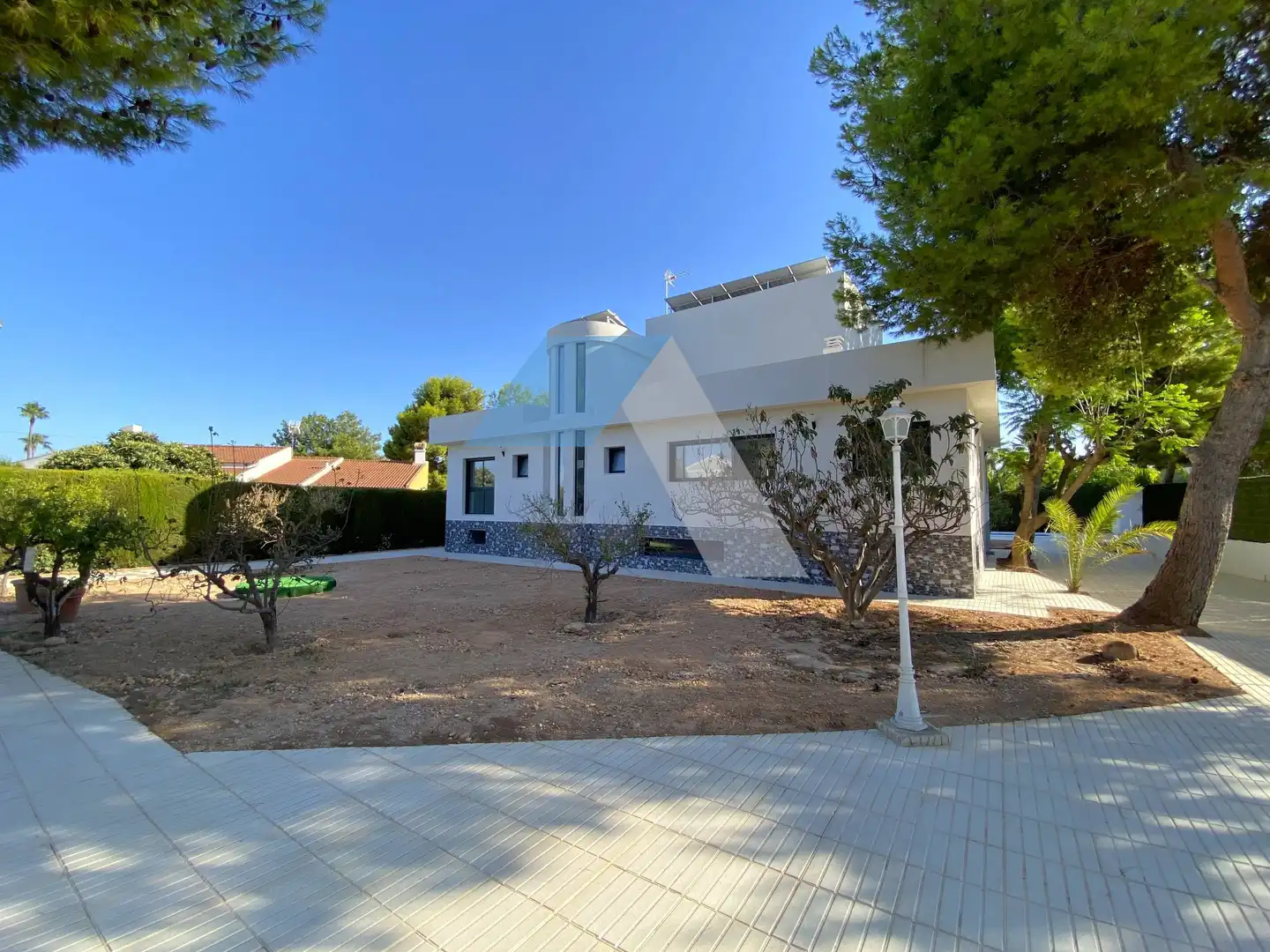Exterior view of Houses for sale in San Vicente del Raspeig / Sant Vicent del Raspeig  with Private garden, Terrace and Swimming Pool
