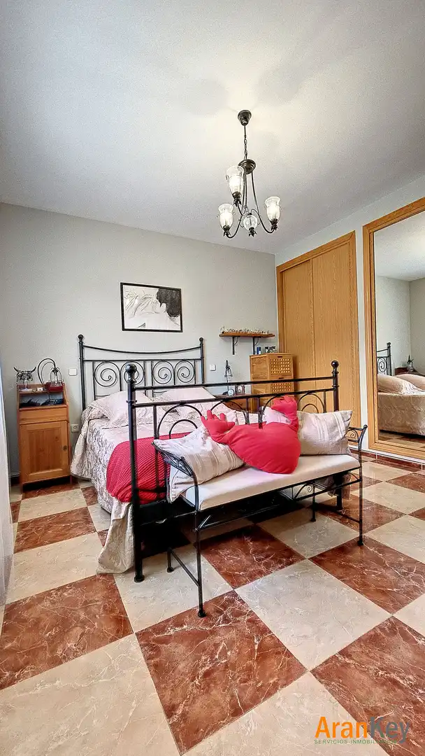 Dormitori de Casa o xalet en venda en Colmenar de Oreja amb Aire condicionat, Calefacció i Jardí privat