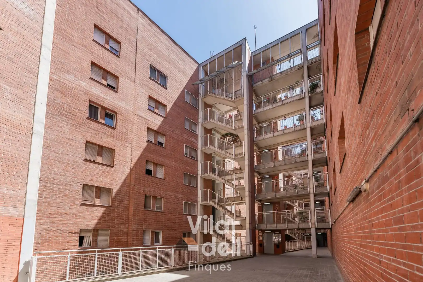 Vista exterior de Pis en venda en Mollet del Vallès amb Aire condicionat, Calefacció i Parquet