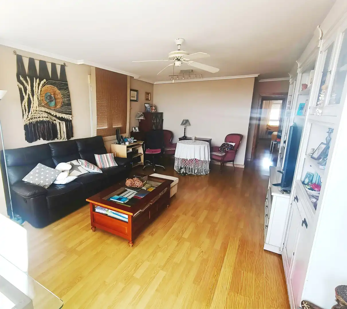 Wohnzimmer von Wohnungen zum Verkauf in El Campello mit Heizung, Parkett und Terrasse
