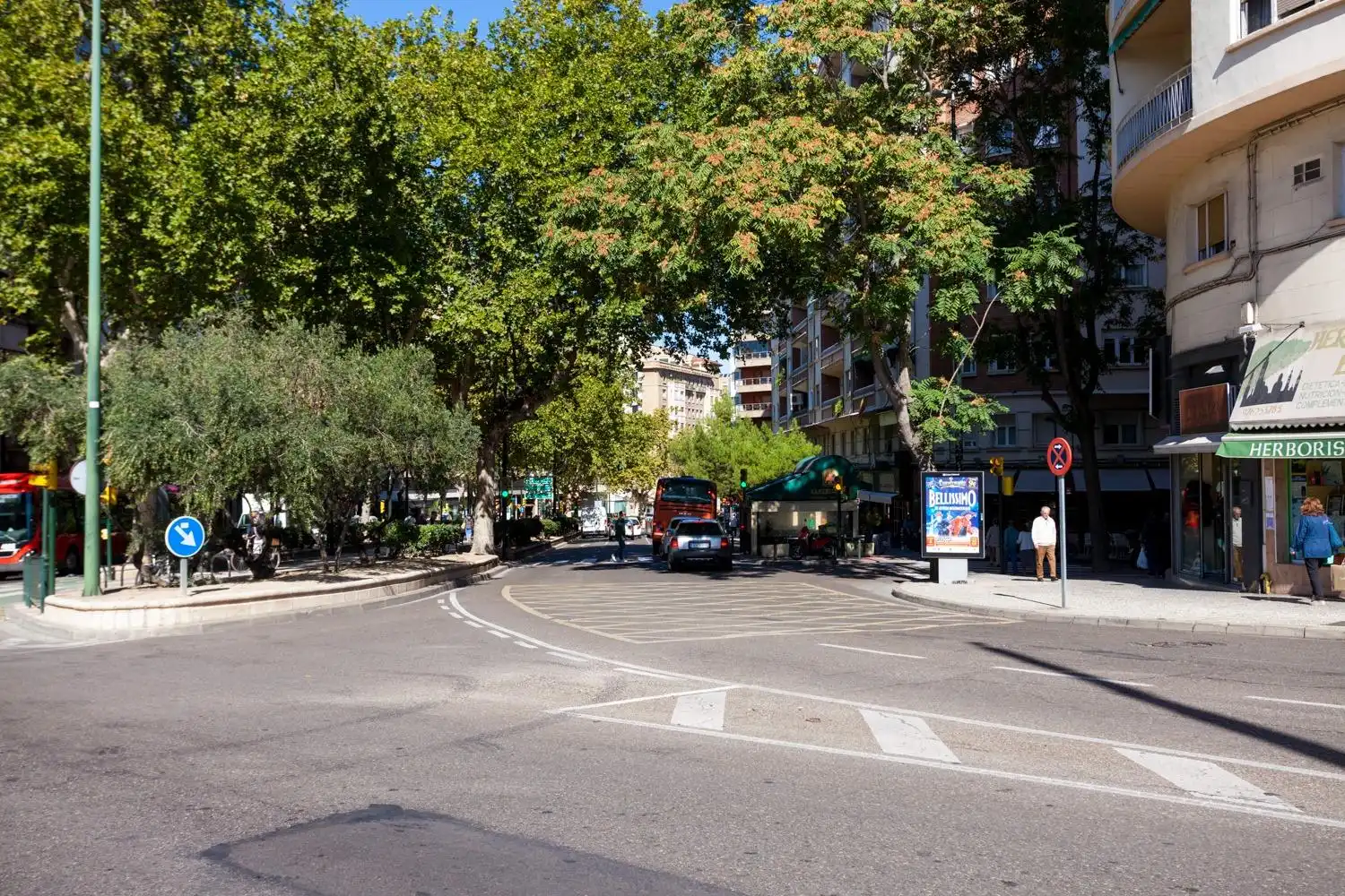Vista exterior de Pis en venda en Zaragoza amb Calefacció