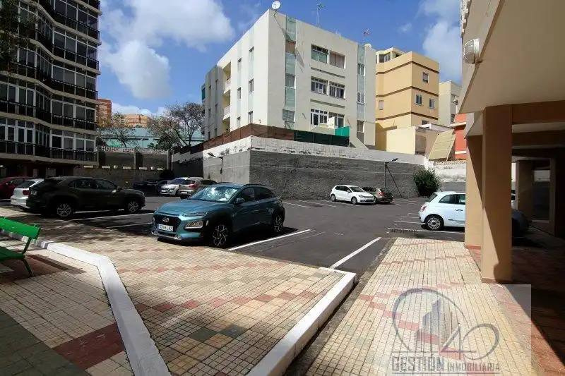 Parking de Piso en venta en Santa Cruz de Tenerife con Aire acondicionado, Parquet y Balcón