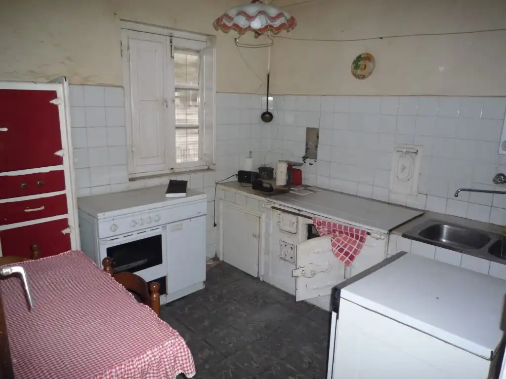 Kitchen of Country homes for sale in Cacabelos