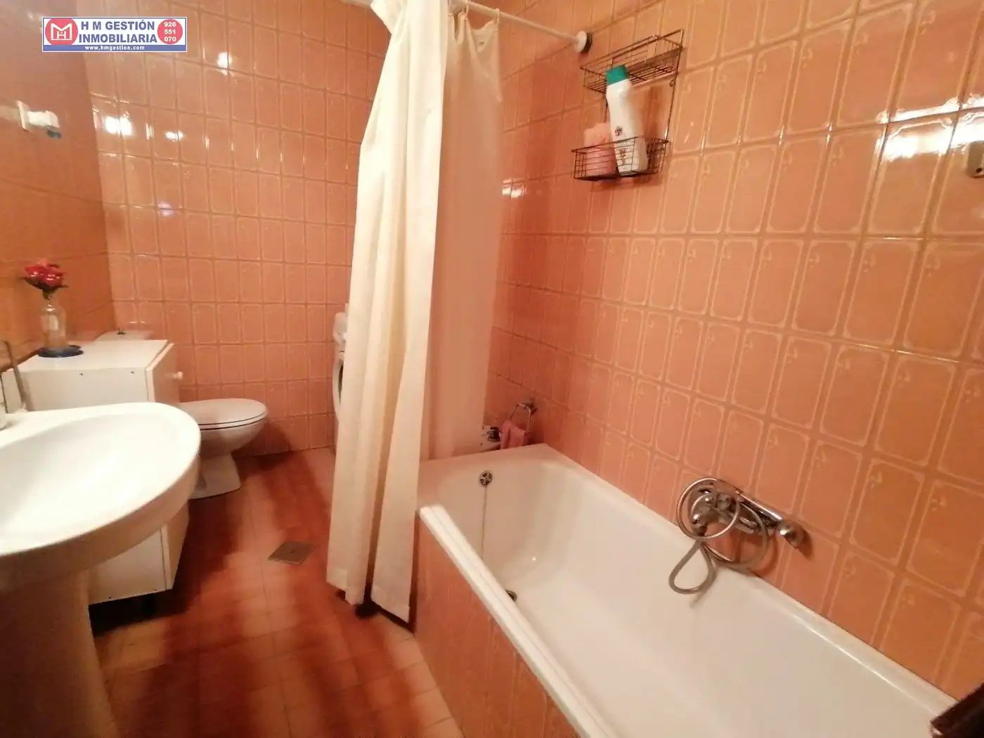 Baño de Piso en venta en Alcázar de San Juan con Terraza, Amueblado y Balcón