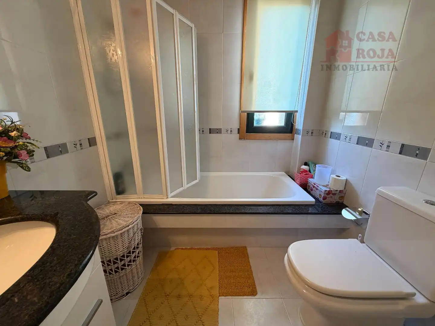 Bathroom of Detached homes for sale in Moaña  with Heating, Parquet flooring and Terrace