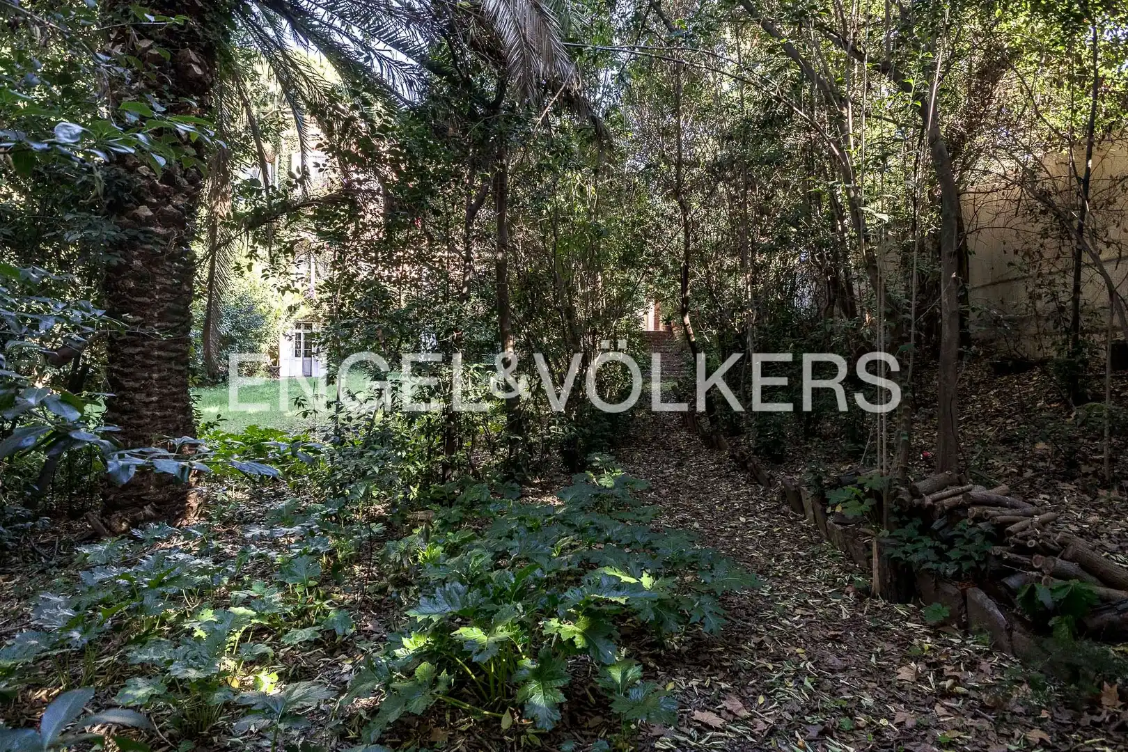 Casa o xalet en venda en Barcelona amb Calefacció, Jardí privat i Terrassa