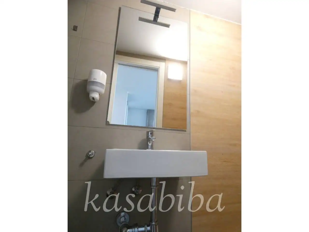 Badezimmer von Loft zur Miete in Valencia mit Klimaanlage, Heizung und Parkett