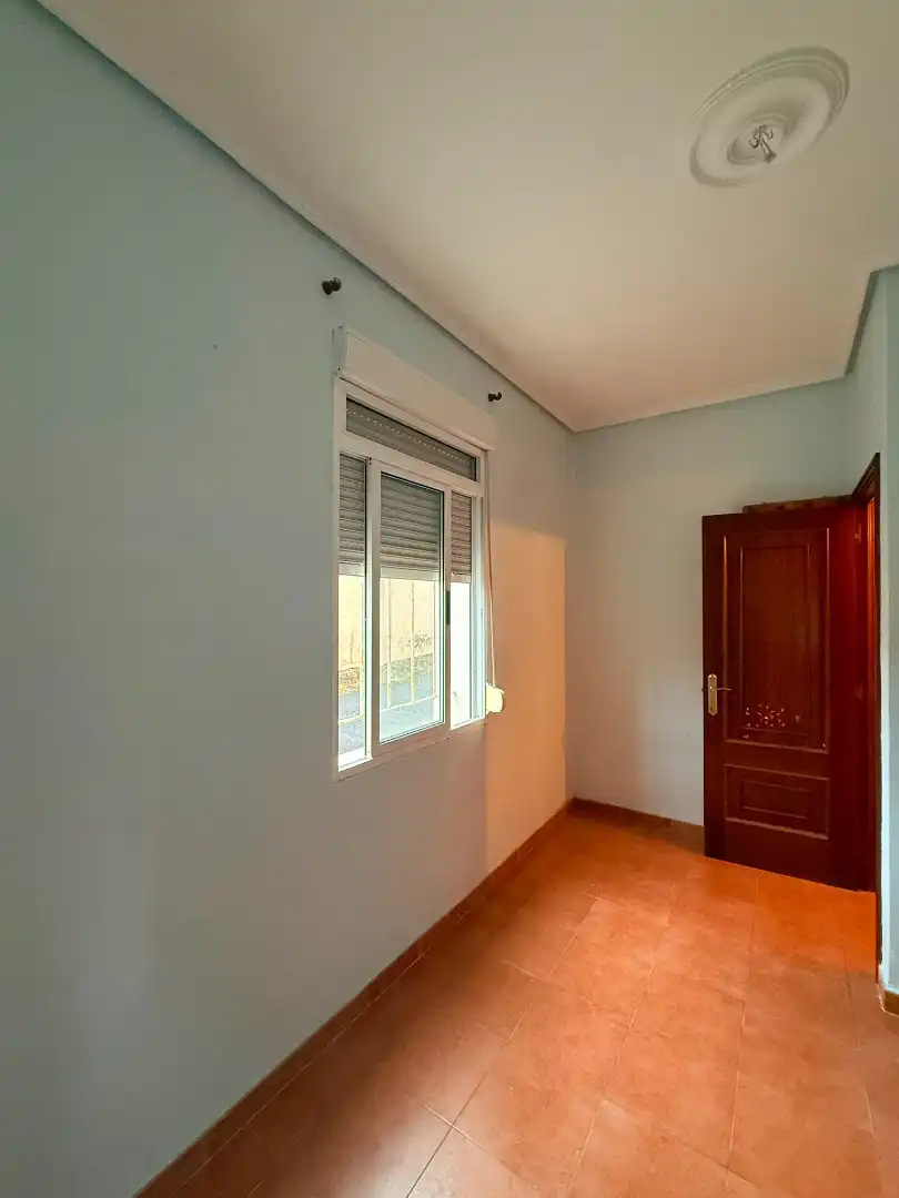 Schlafzimmer von Wohnung zur Miete in Ferrol mit Möbliert und Waschmaschine