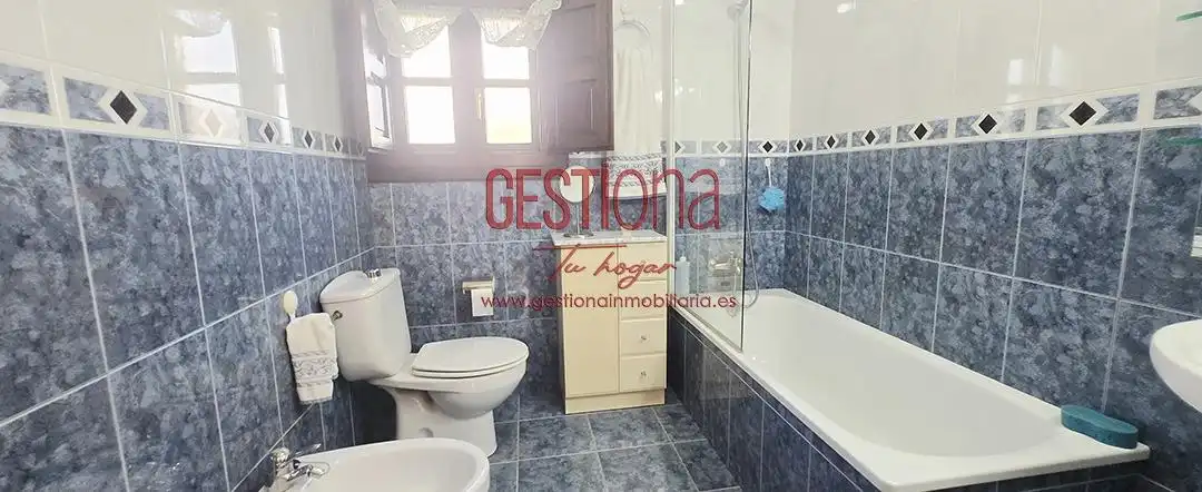 Baño de Casa o chalet en venta en Ribamontán al Mar con Calefacción, Jardín privado y Piscina