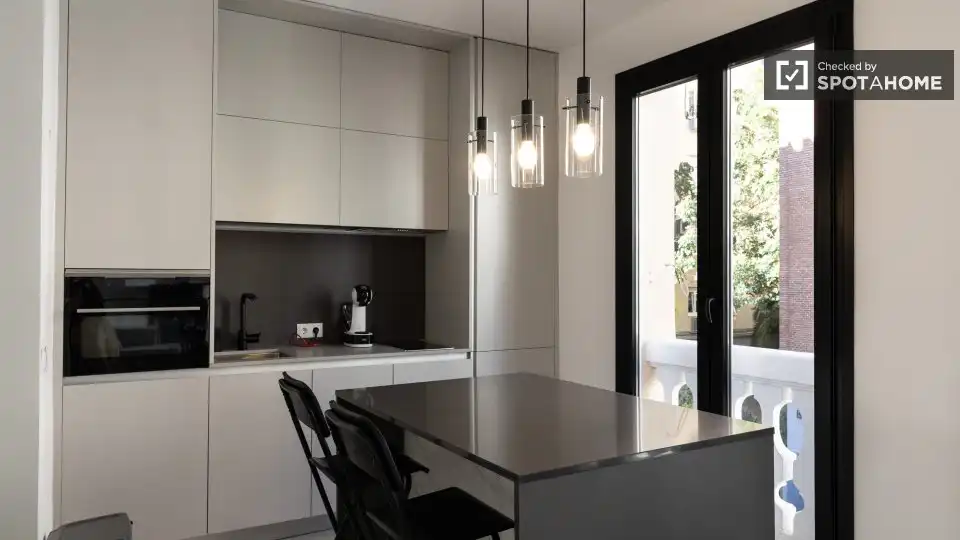 Appartamento con terrazza in affitto a Chamberí, imagen 6