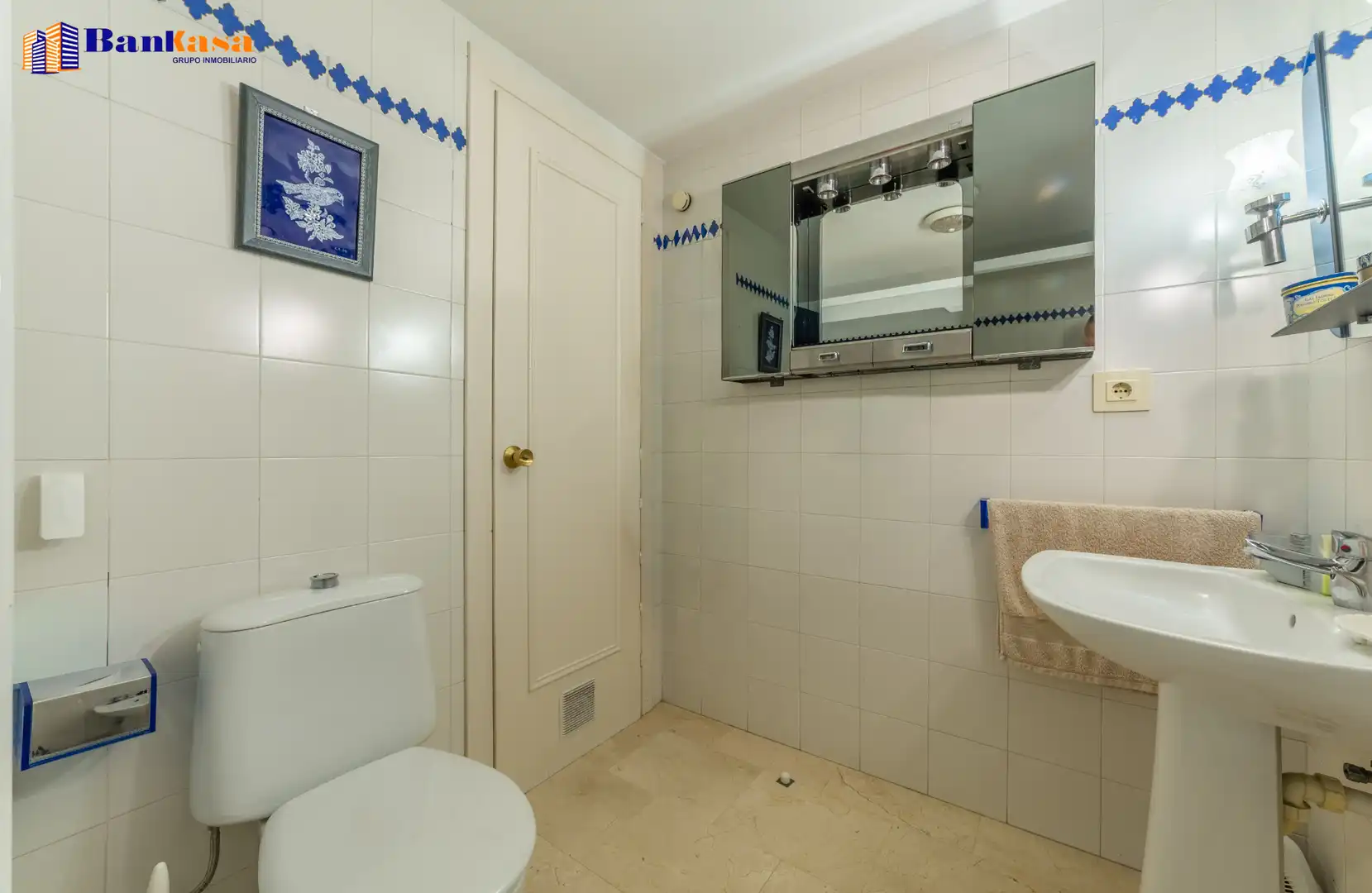 Baño de Piso en venta en Fuengirola con Trastero y Piscina comunitaria