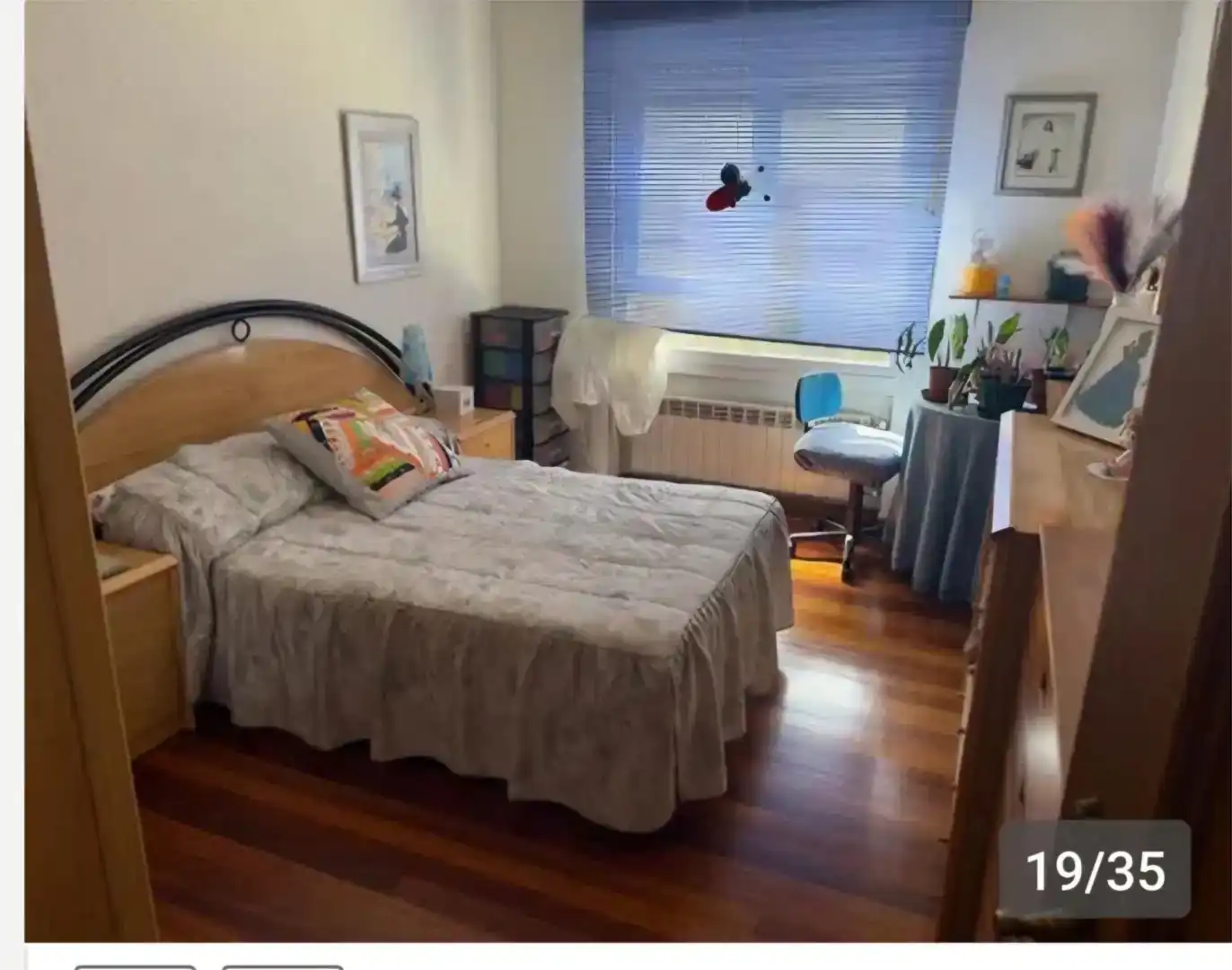 Habitación de Casa adosada en venta en León Capital  con Balcón