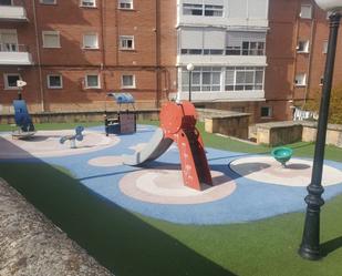 Vista exterior de Pis en venda en Soria Capital  amb Calefacció, Terrassa i Traster