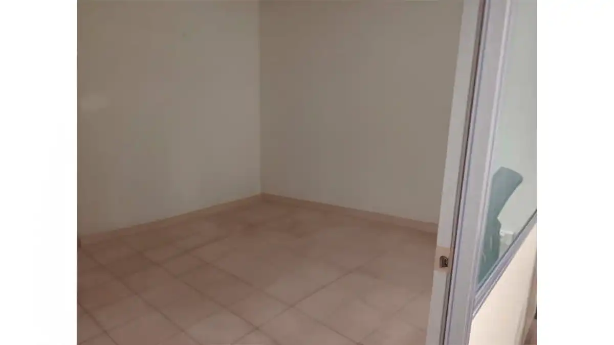 Schlafzimmer von Geschaftsraum zum Verkauf in Hernani