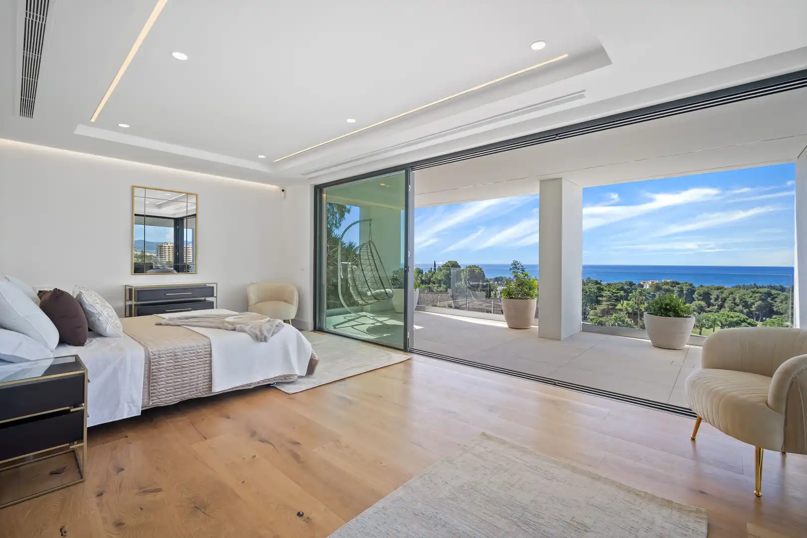 Casa con piscina en venta en Río Real - Los Monteros, imagen 13