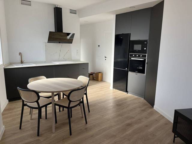 Piso en Alquiler en Calle Alejandre, 23 en Alcañiz