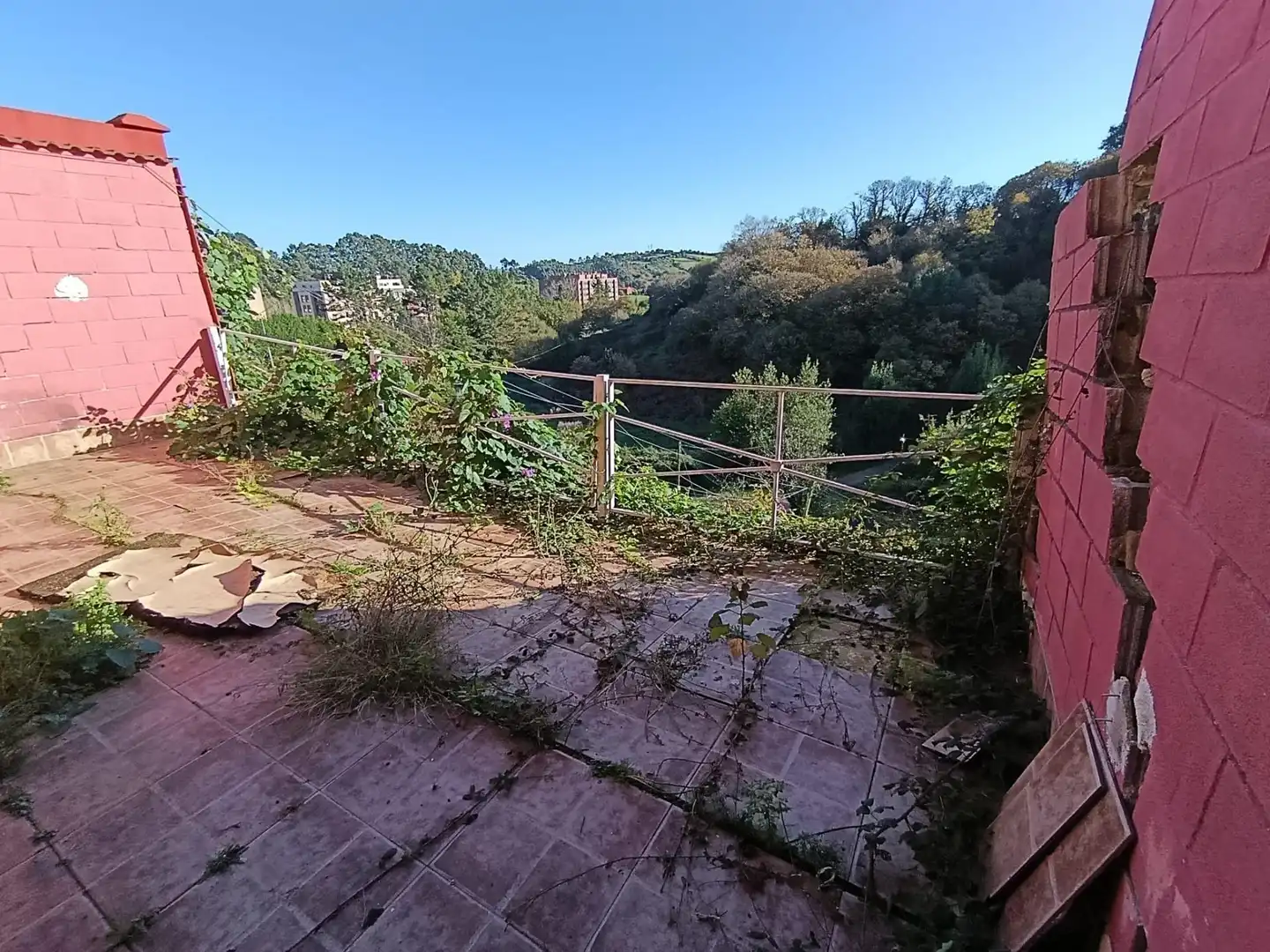 Jardín de Casa o chalet en venta en Avilés con Terraza, Trastero y Amueblado