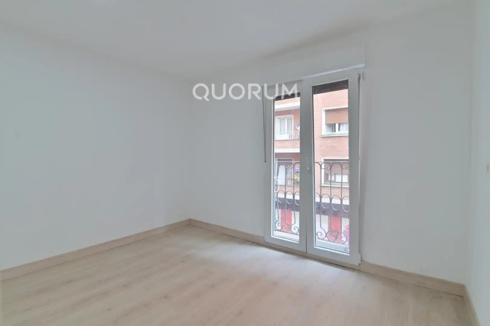 Bedroom of Flat for sale in Bilbao   with Balcony