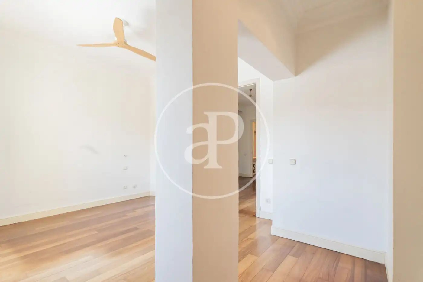 Flat for rent in Madrid  with Heating, Storage room and Balcony