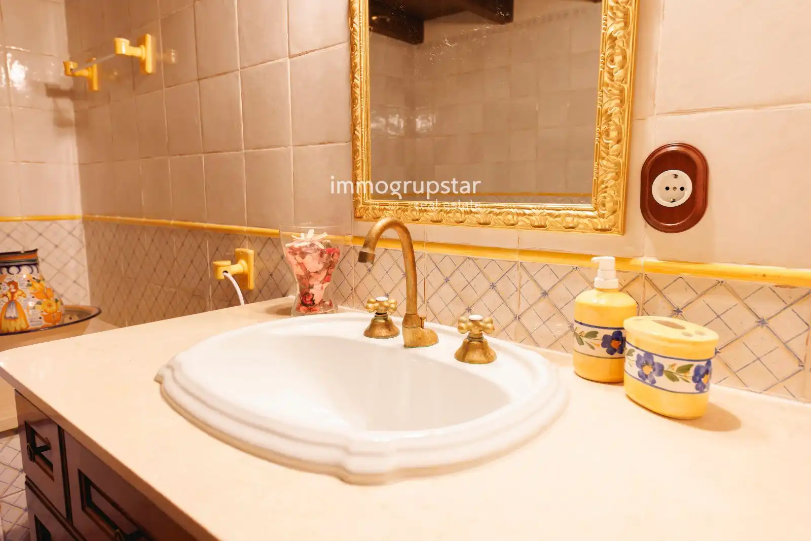 Baño de Finca rústica en venta en Amer con Trastero