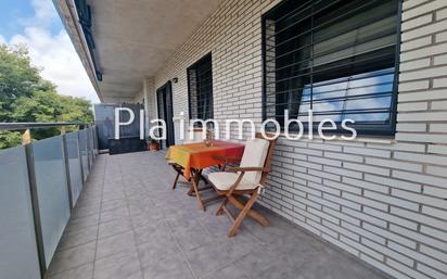 Terrace of Flat for sale in Vilanova i la Geltrú  with Air Conditioner, Heating and Parquet flooring
