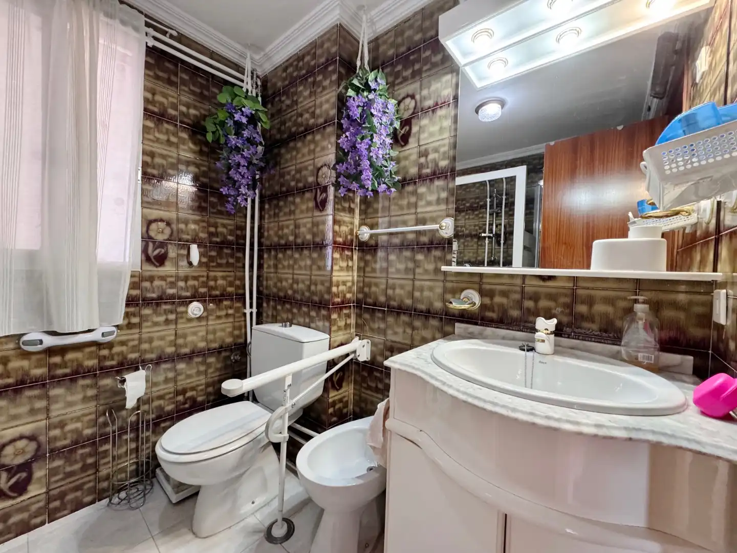 Baño de Piso en venta en Cáceres con Aire acondicionado, Terraza y Amueblado
