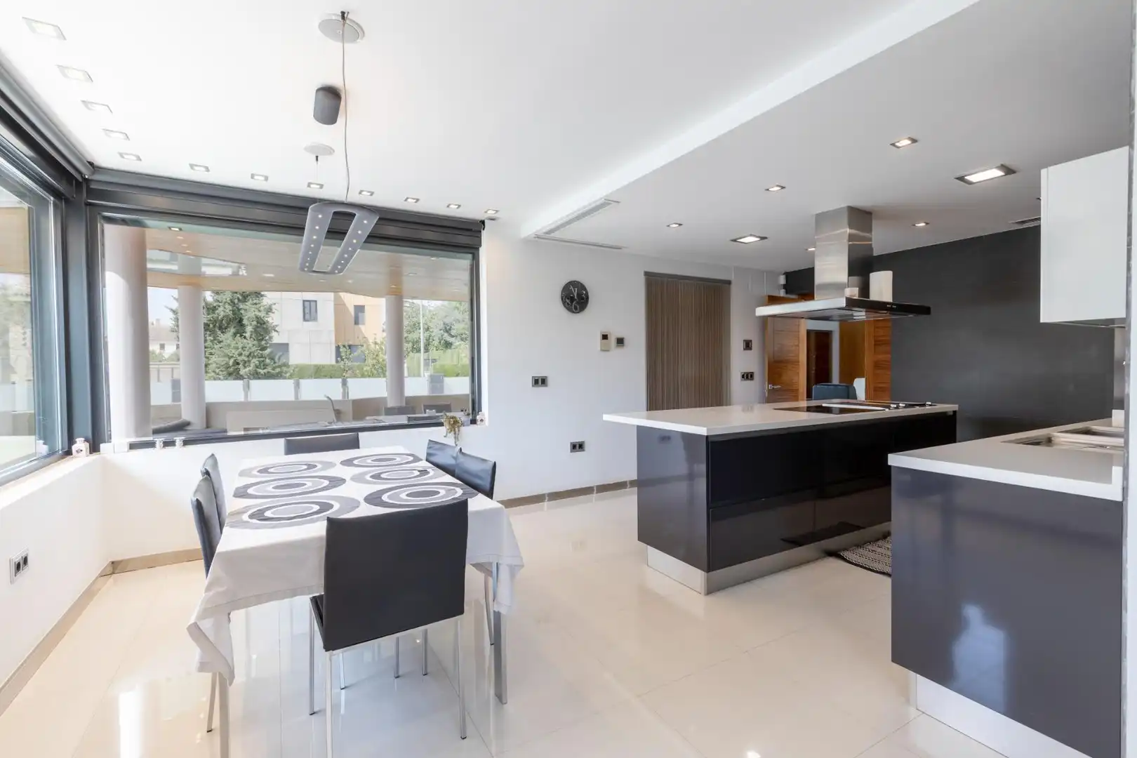 Chalet con piscina en venta en Urbanizacion EL CARMELO, imagen 17