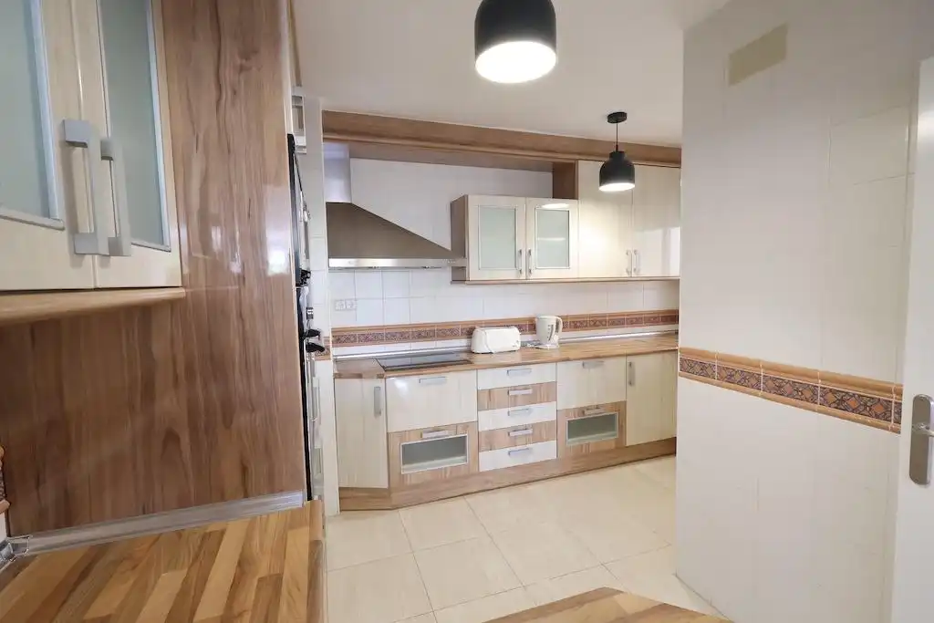 Apartament en venda a Paseo de la Libertad, Centro - Muelle Pesquero