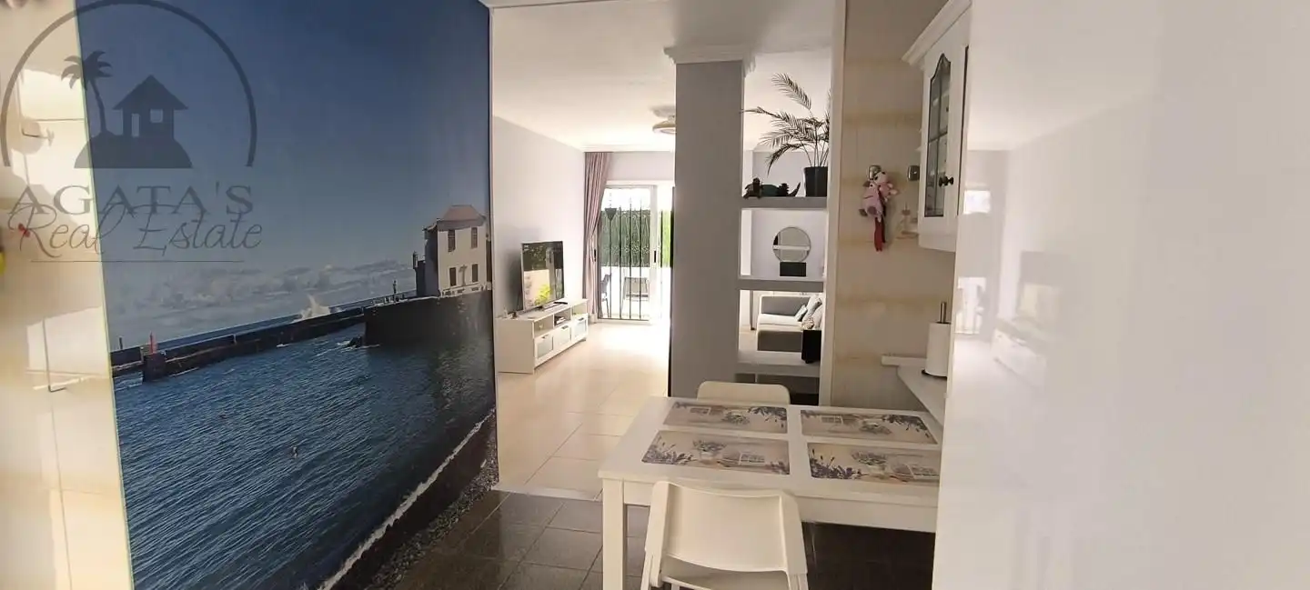 Planta baja en venta en Los Realejos con Terraza y Amueblado