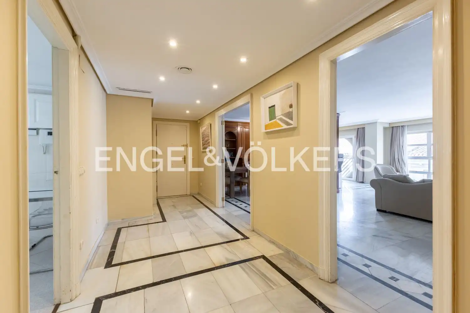 Piso en venta en Valencia con Aire acondicionado, Calefacción y Trastero