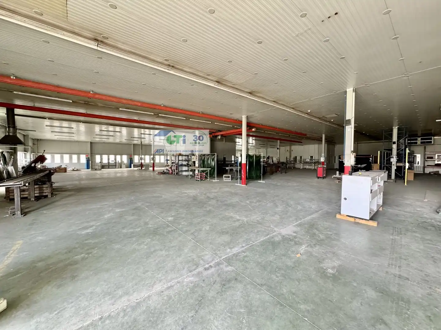 Nau industrial en venda en Zaragoza